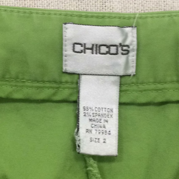 Bundle of 2 Chico’s capris and 1 Peck&Peck capris - Picture 11 of 11